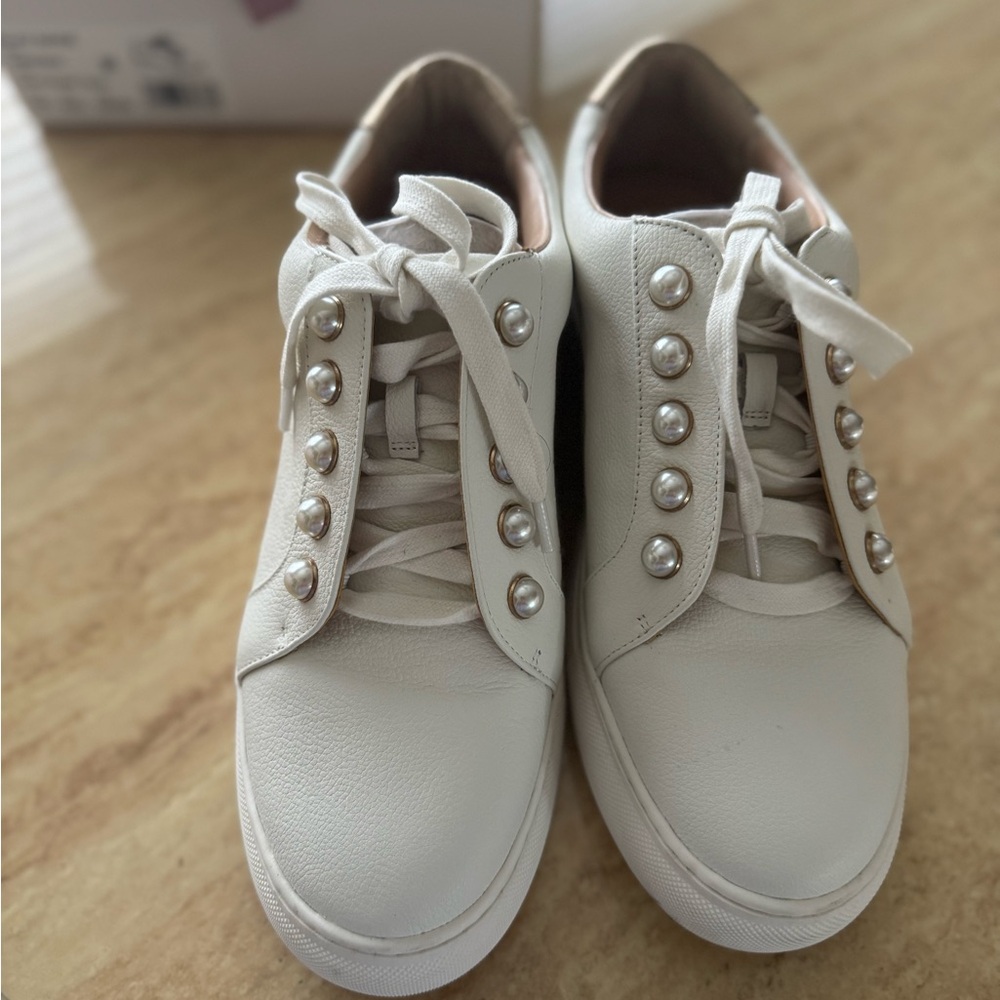 Alex Marie Cream Pearl-Studded leather Sneakers